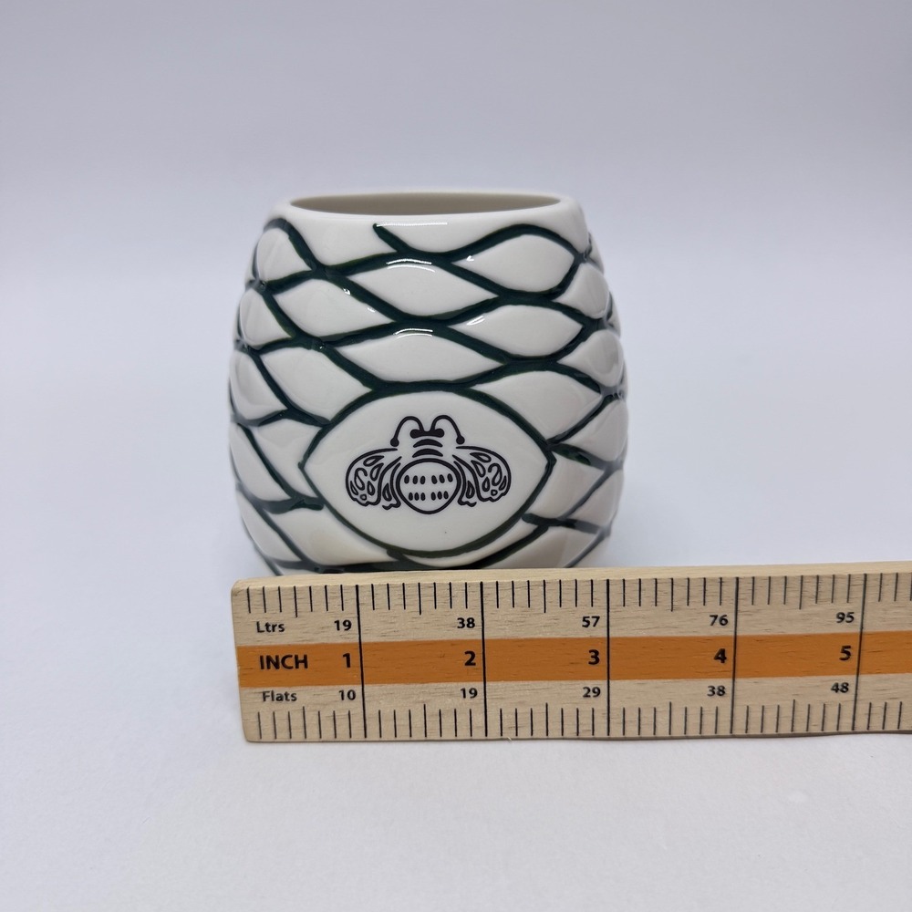 4 Patron Tequila Agave Pina Ceramic Cocktail Tiki Mug White Green Bee Logo - Picture 9 of 10